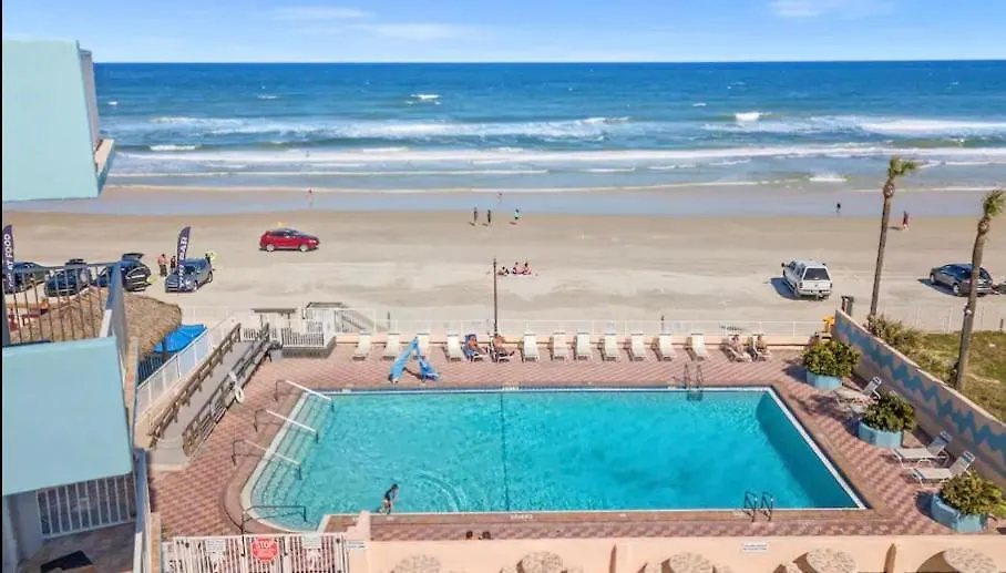 Luxury Beach Condo With Pool And Tiki Bar! Daytona Beach United States